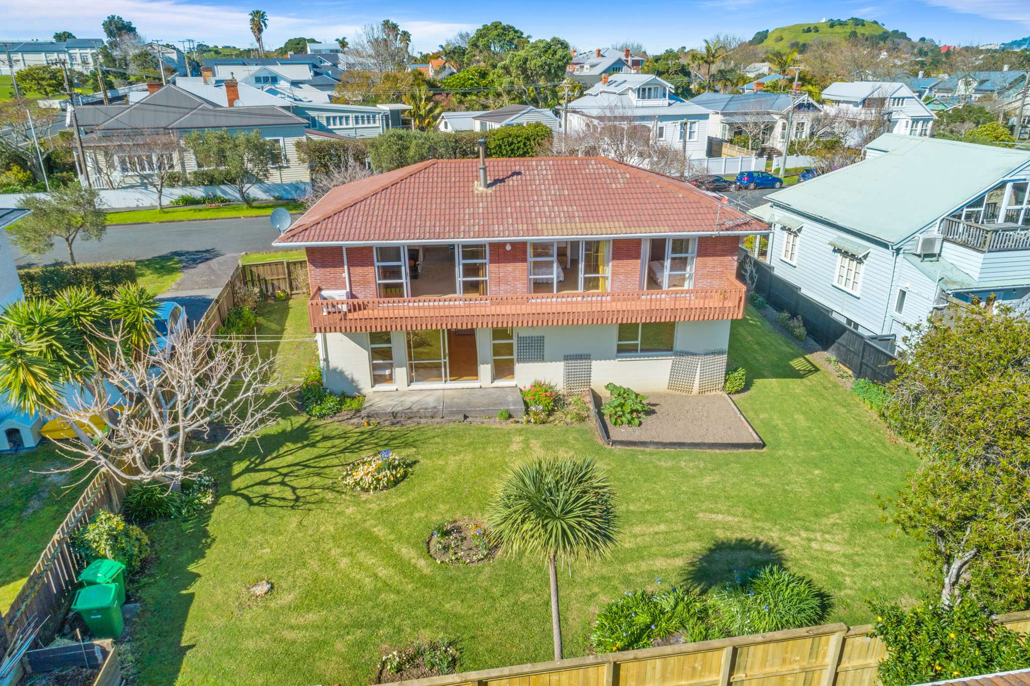 Two-bed house with 80s floral wallpaper sells for $2.445m