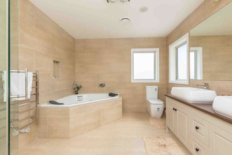 9 Kinnard Lane Totara Park_14