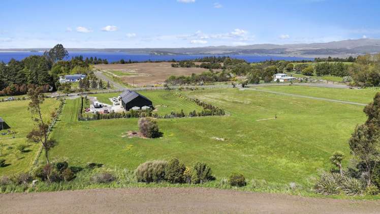 46 Parerohi Grove Pukawa_7