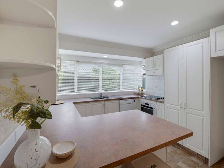 30 Kakaho Drive Tawhero_8