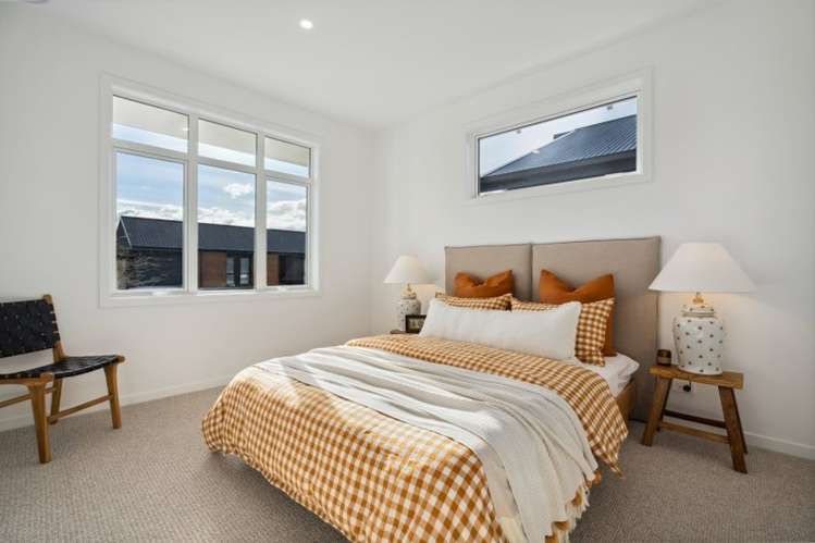 105 Burdon Loop Lake Hawea_11