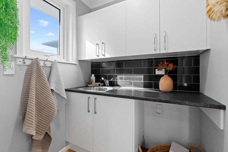 21 Augustus Street Carterton_15