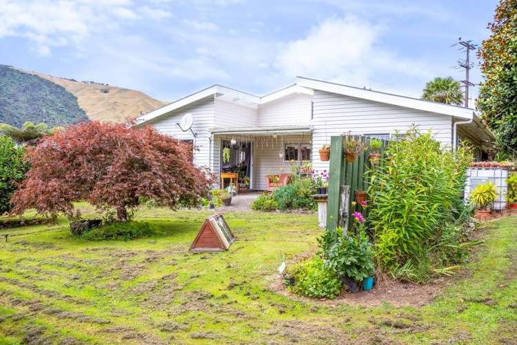 2 Mahakipawa Road Havelock_11