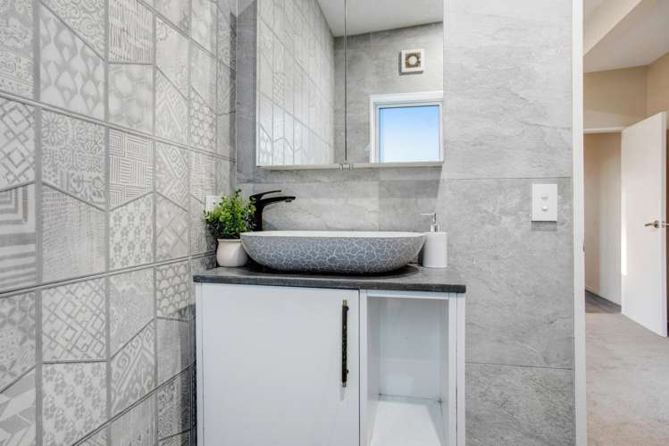 10 Staines Avenue Mangere East_15