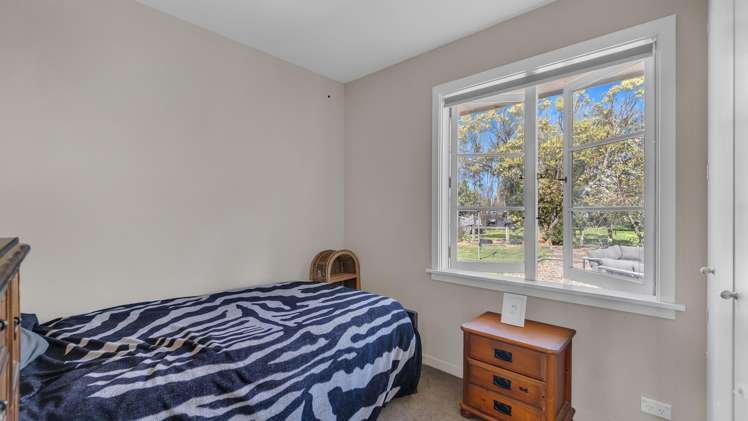 2 Ashworths Road Amberley_13