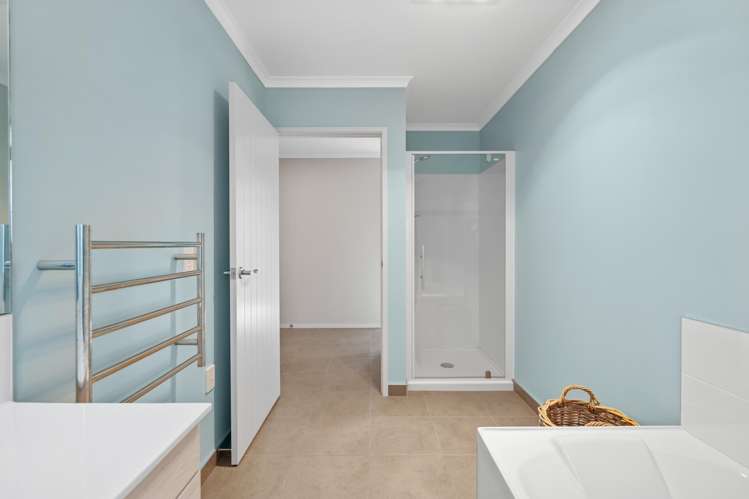 127 Marsden Bay Drive One Tree Point_22