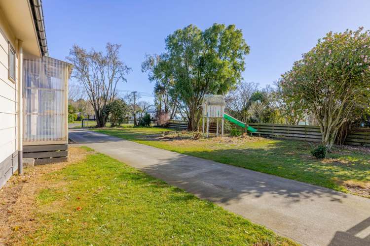 12 Lake Street Takapau_13