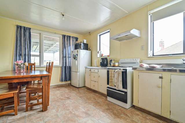 301 Ruru Place Camberley_2