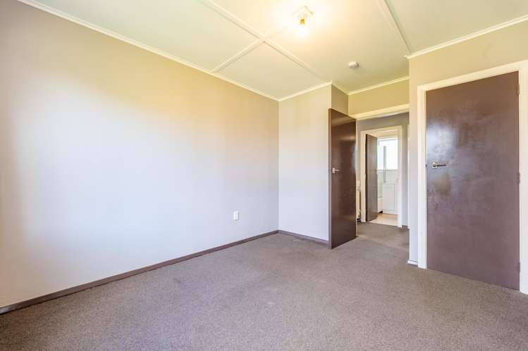 9 Andrew Street Marchwiel_11