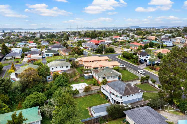 5 Thomas Rea Place Te Atatu South_16