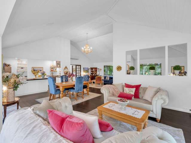 Room to Live, Relax & Entertain