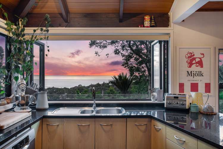 84 Park Road Titirangi_11