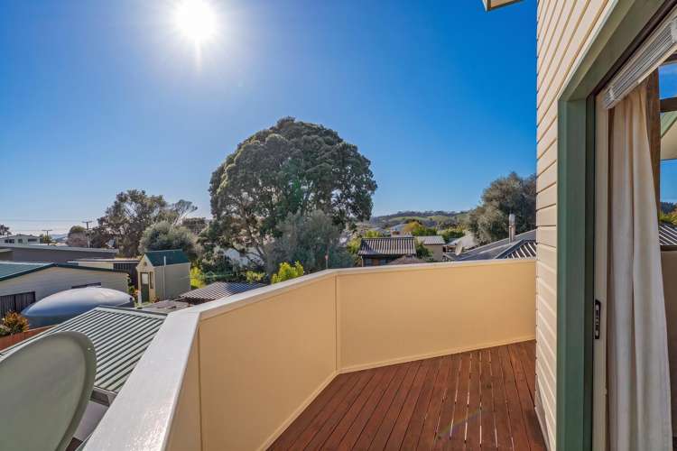 7 Martin Place Cooks Beach_15