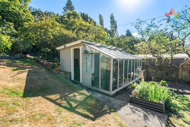 126 Hine Road Wainuiomata_17