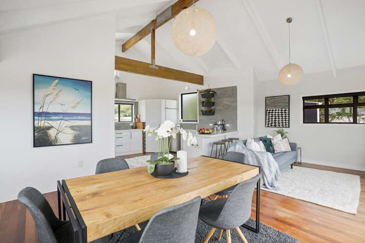 55 Ardern Avenue Stanmore Bay_9