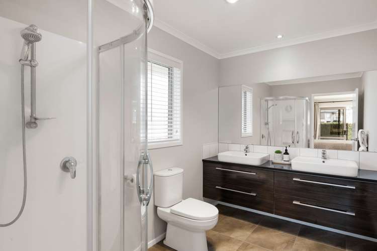 45 Plescher Crescent Leamington_15