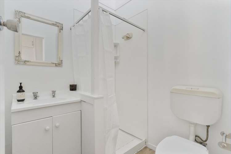 3/128 Paritai Drive Orakei_11