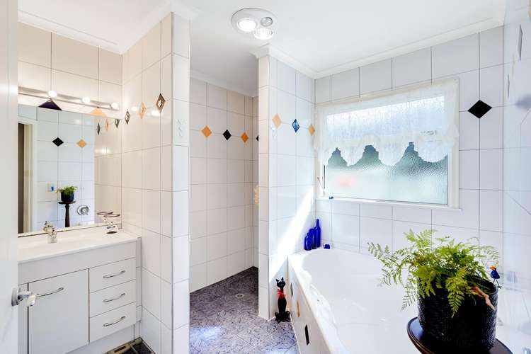 3 Raungawari Drive Huntington_14
