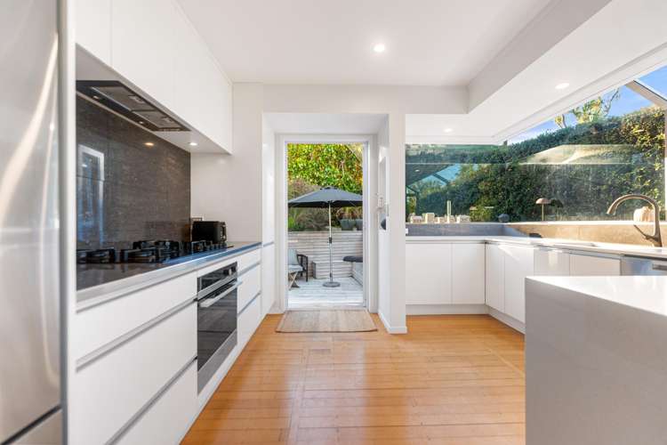 40 Peter Terrace Castor Bay_11