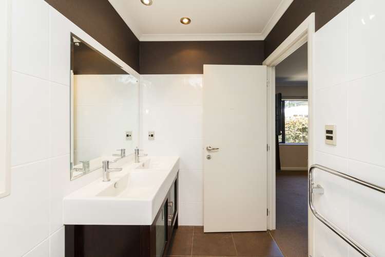 25a Weston Avenue Roslyn_11