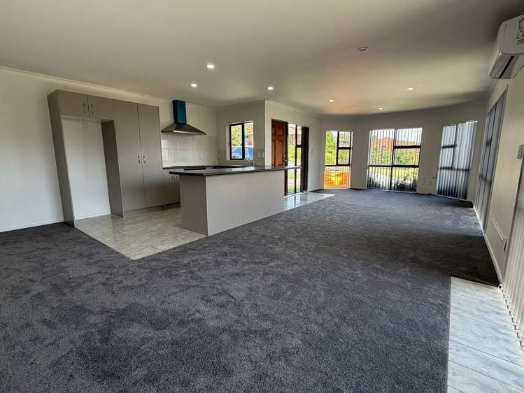 12 Keri Vista Rise Papakura_1