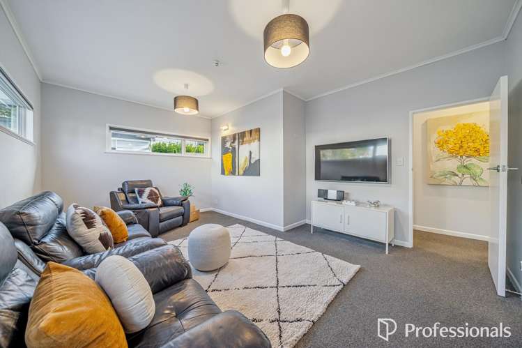32 Orr Crescent Lower Hutt Central_17
