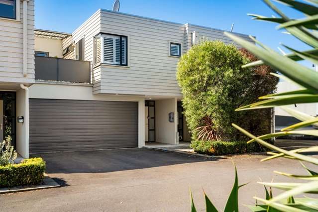 Modern Coastal Living in the Heart of Ahuriri