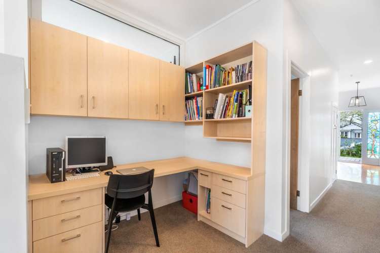 54 Dignan Street Point Chevalier_13