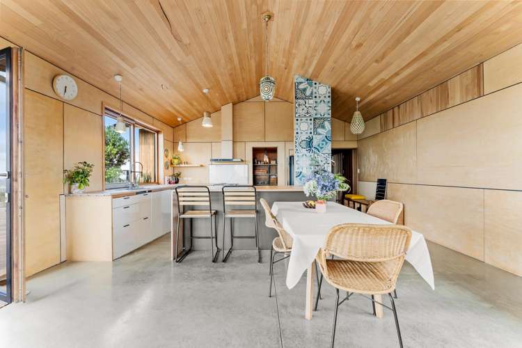 328 Mainland Road Kaipara Flats_3