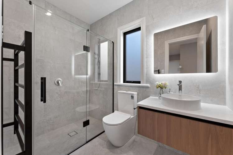 9 Halcyon Bay Lane Orewa_19