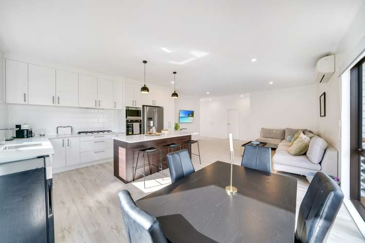 102 Twin Parks Rise Papakura_5