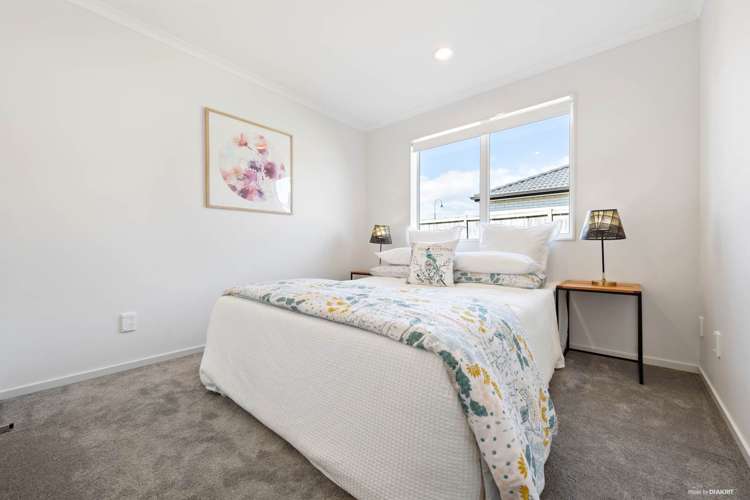 10 Iwinuku Crescent Wattle Downs_16