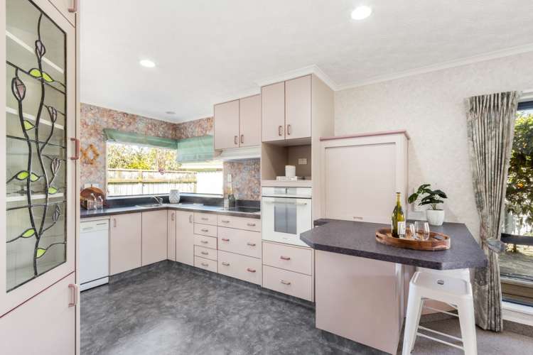 9 Bishops Close Greenmeadows_6