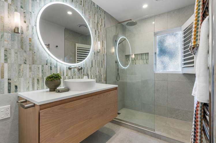 80 Aeroview Drive Beach Haven_7