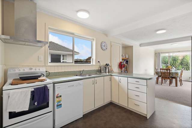 16 Dunstan Crescent 10180_1
