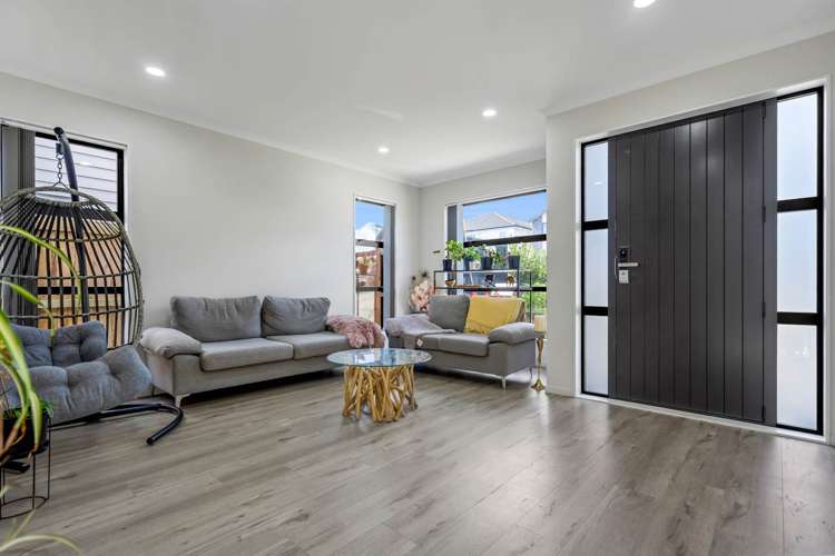 29 Carrygawley Road Flat Bush_11