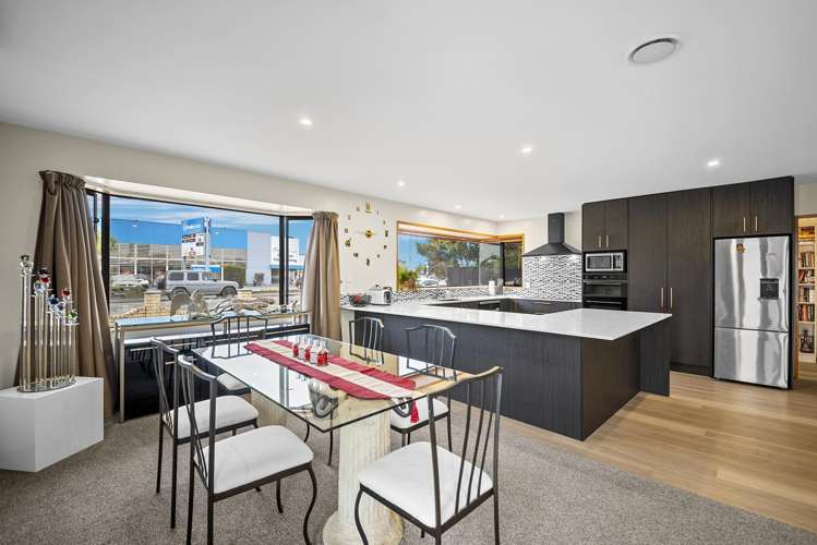 57 Queenspark Drive_2