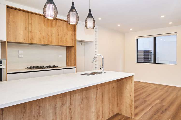 36C Eastern Beach Road Bucklands Beach_7