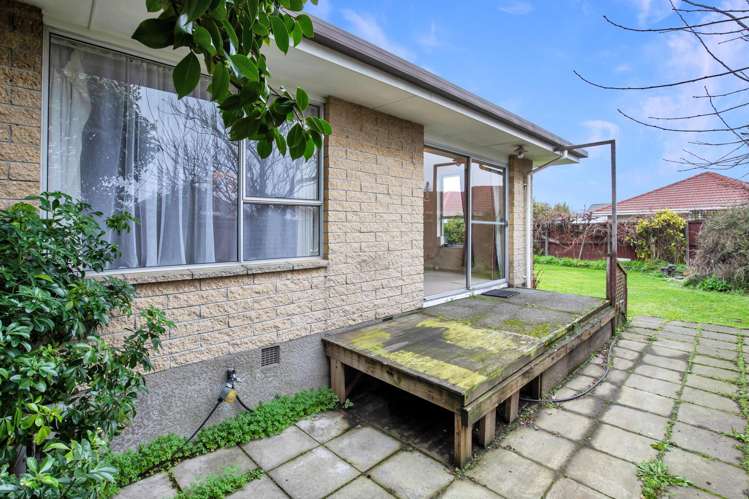 4/24 Hayton Road Wigram_13