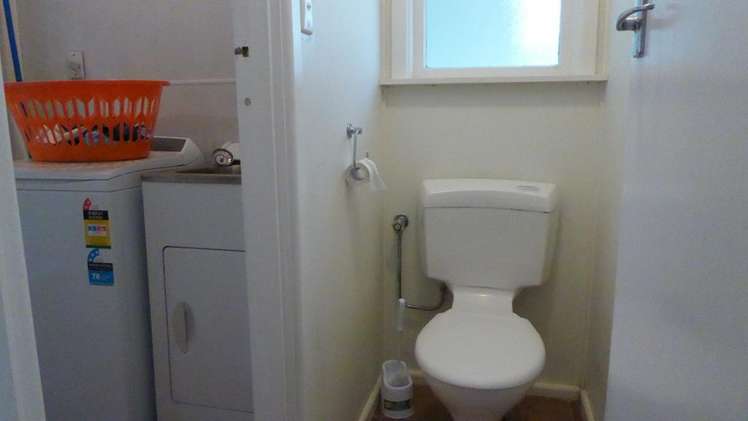 805 Clive Street Akina_8