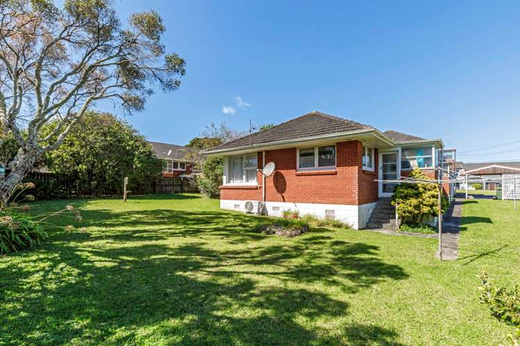 1 Marsh Avenue Forrest Hill_14