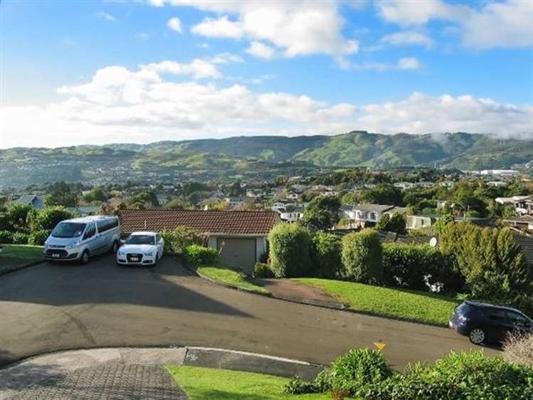 6 Saint Hildas Glade Tawa_18