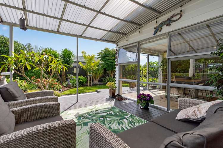 18 Resolution Place One Tree Point_18