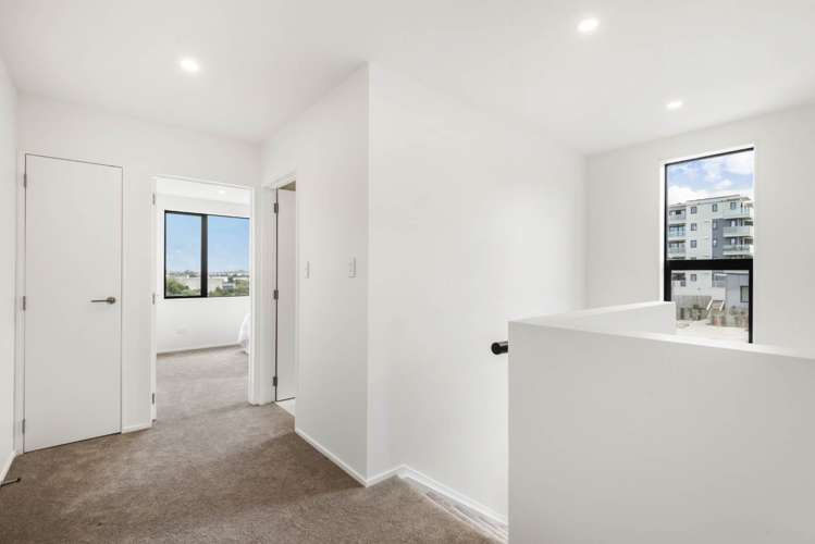 9/52B Rosedale Road Pinehill_13