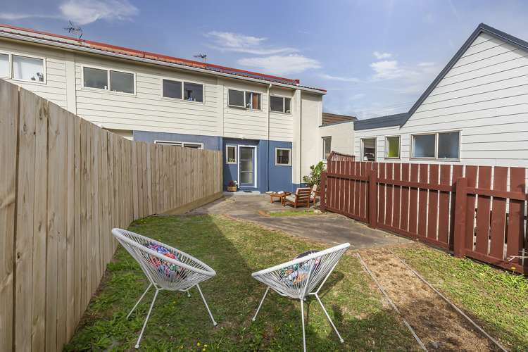 3/22 Richard Street Titahi Bay_6
