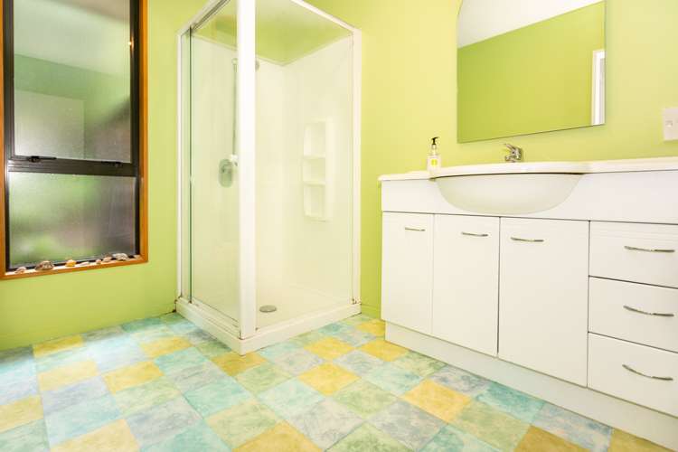 6 Hays Rise Governors Bay_13