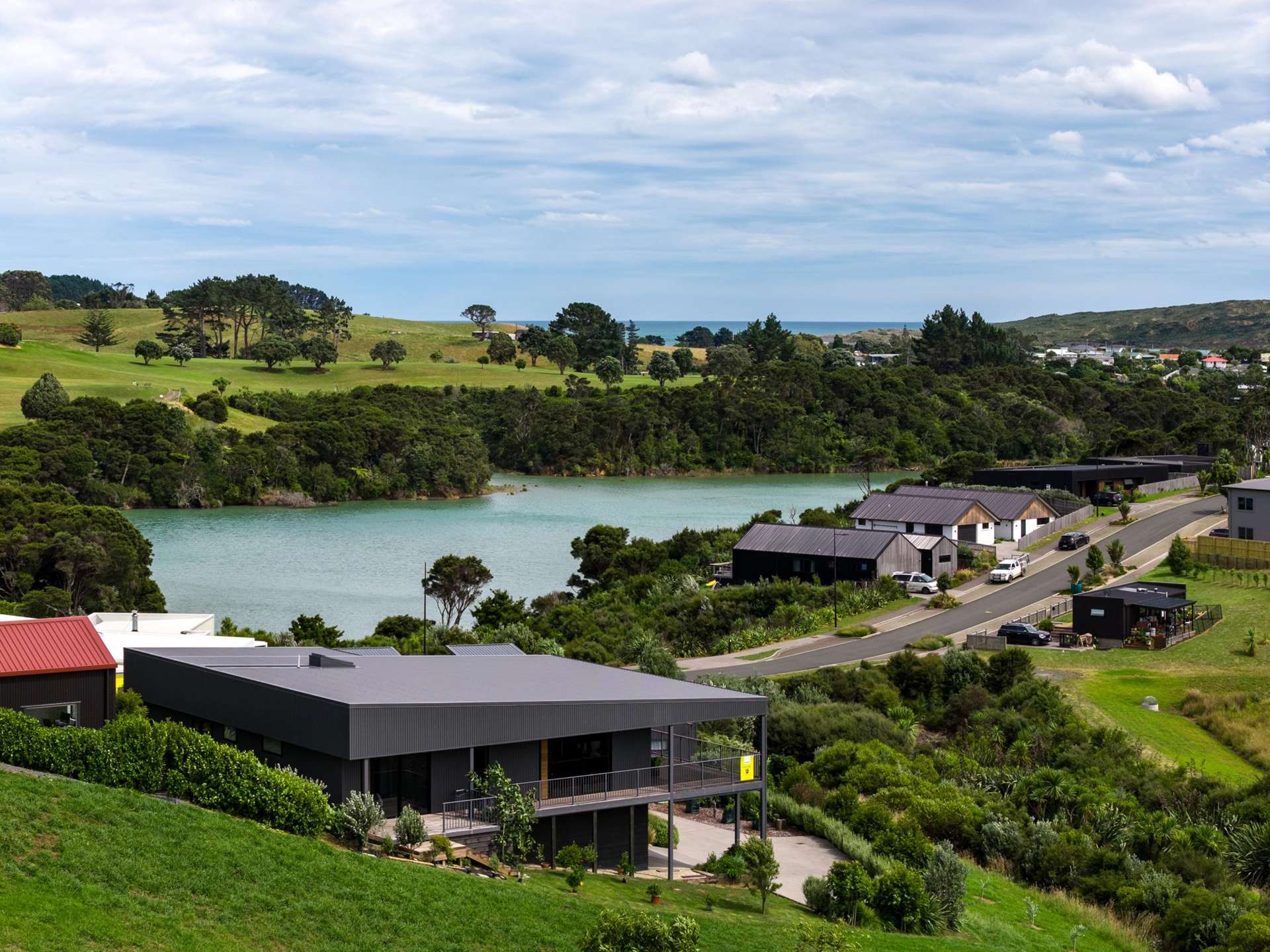 21 Maataitai Road Raglan_0