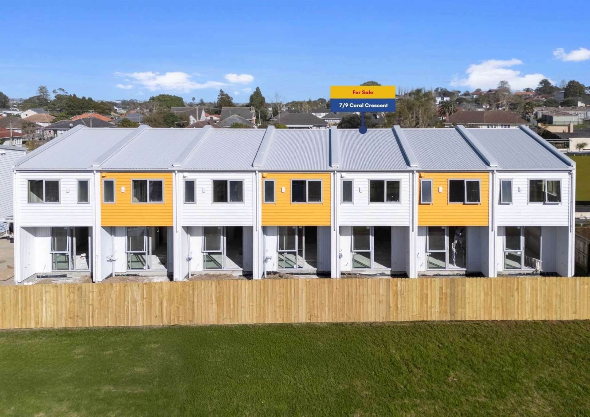 7/9 Coral Crescent Panmure_0