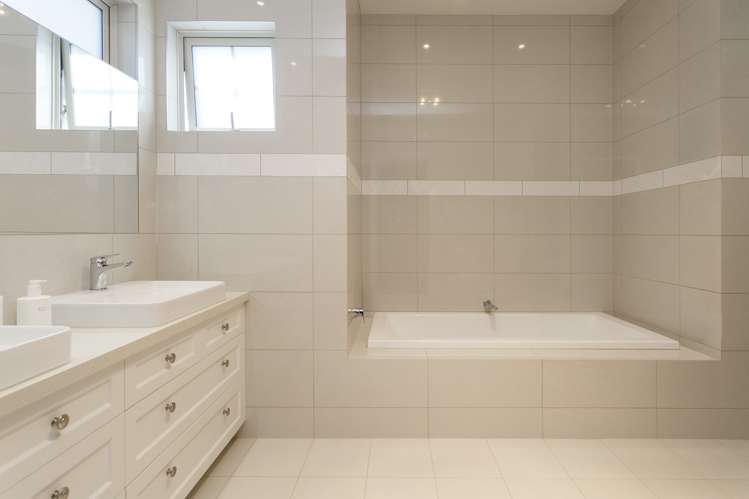 21 Pukenamu Road Taupo_7