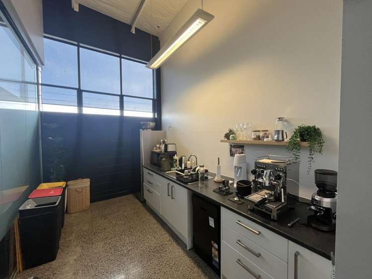 399 New North Road Kingsland_8